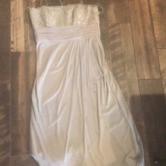 Formal Dress - Picture 2 of 6